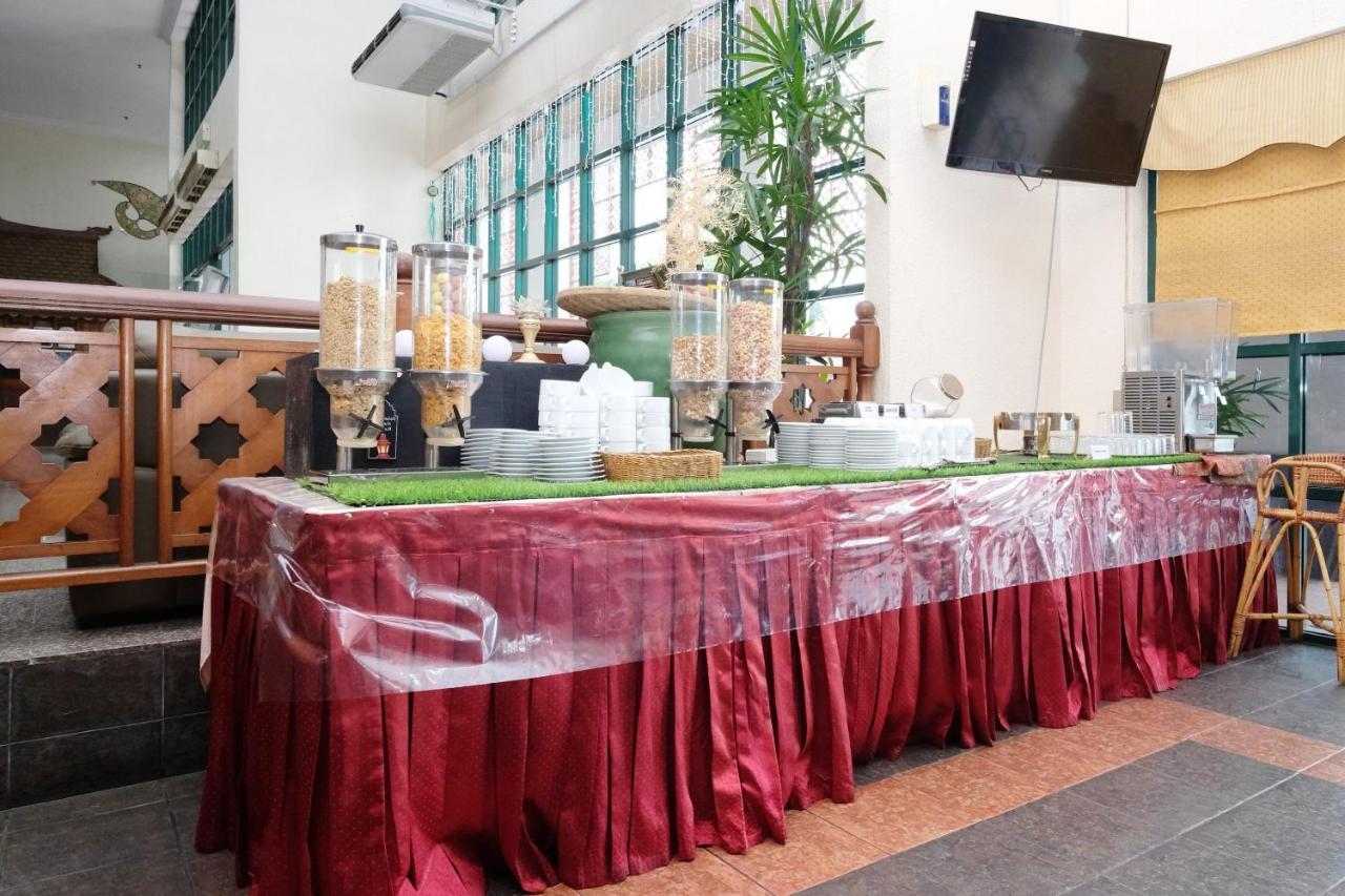 OYO 44098 Sutera Inn Prima Kota Bharu Bagian luar foto
